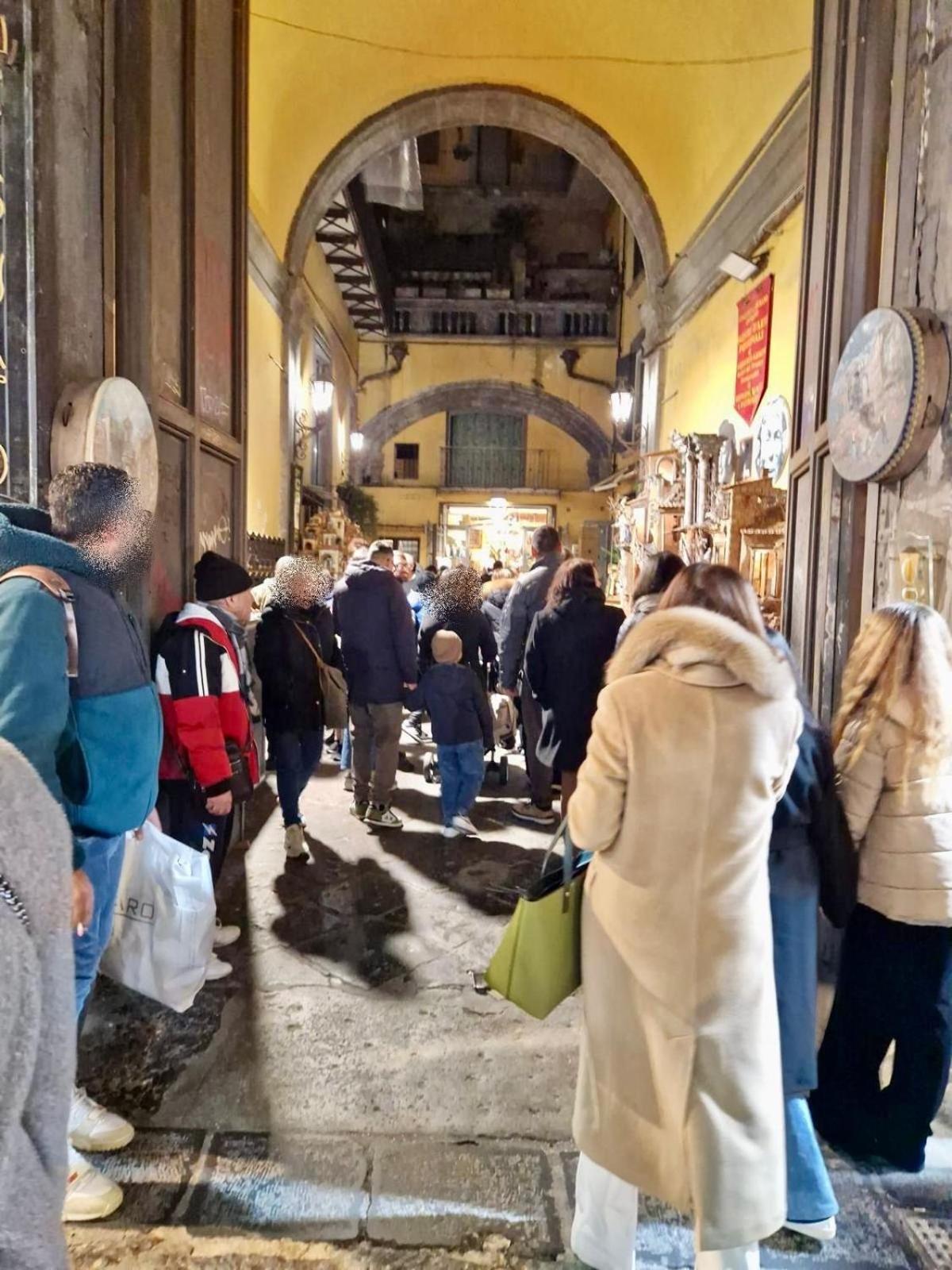 La Dimora Nei Presepi In San Gregorio Apartment Наполи Екстериор снимка